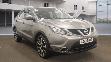 NISSAN QASHQAI 1.5 dCi Tekna 2WD Euro 6 (s/s) 5dr