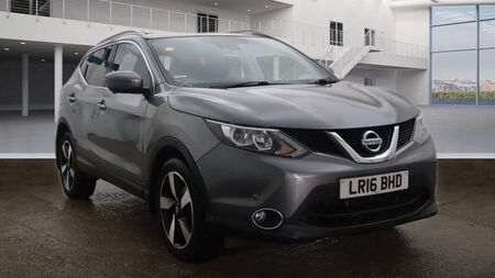 NISSAN QASHQAI 1.2 DIG-T N-Connecta XTRON 2WD Euro 6 (s/s) 5dr