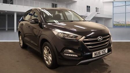 HYUNDAI TUCSON 2.0 CRDi SE Nav Auto 4WD Euro 6 5dr